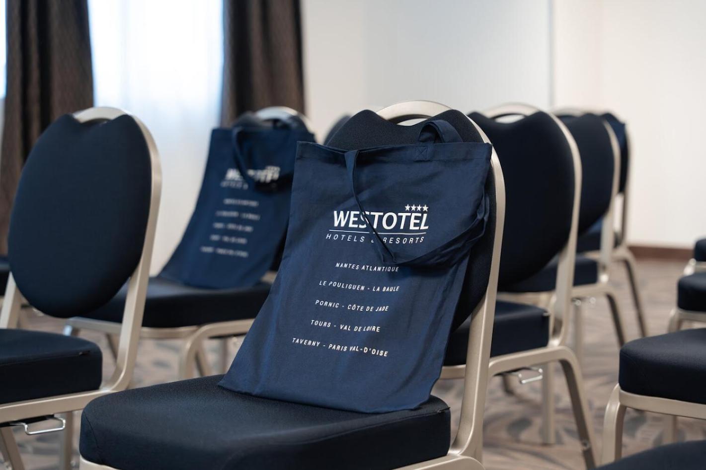 Westotel Taverny - Paris Val-D'Oise Zewnętrze zdjęcie